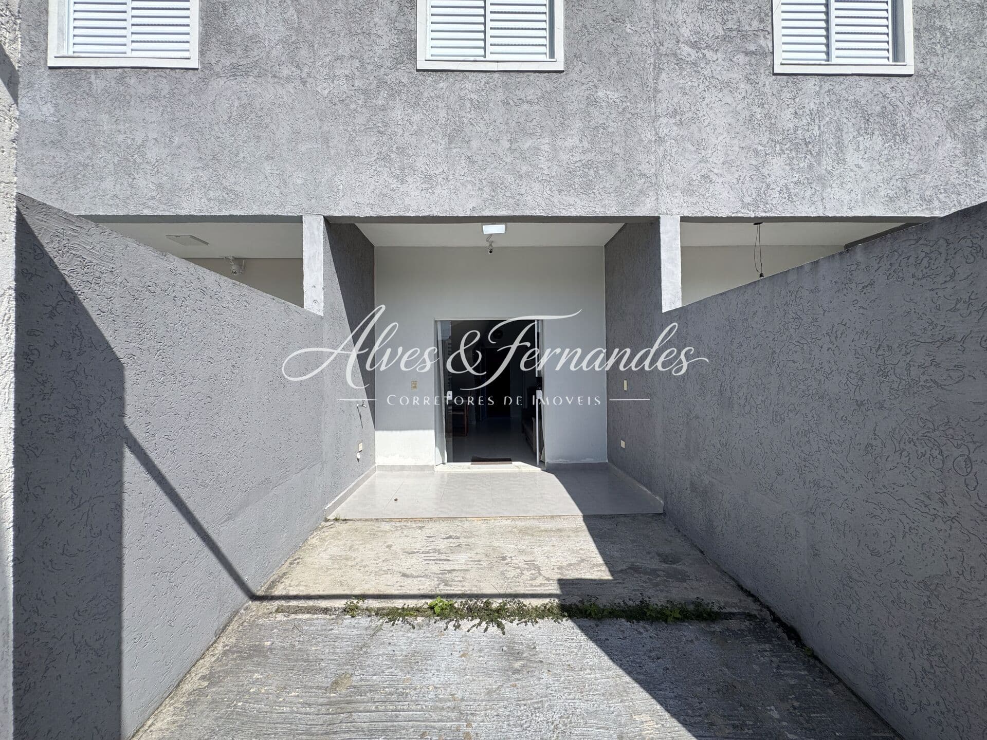 Casa com piscina 2 Quartos em Peruíbe, Bairro São José
