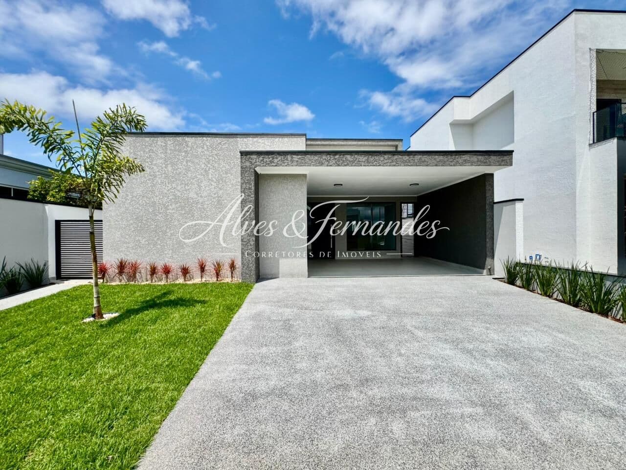 Casa Alto Padrão em Bougainville Residencial IV, Peruíbe/SP