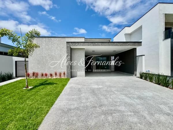 Casa Alto Padrão em Bougainville Residencial IV, Peruíbe/SP