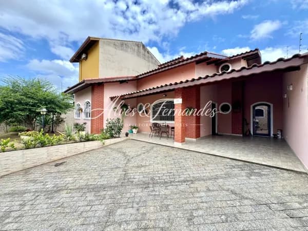Casa Belmira Novaes