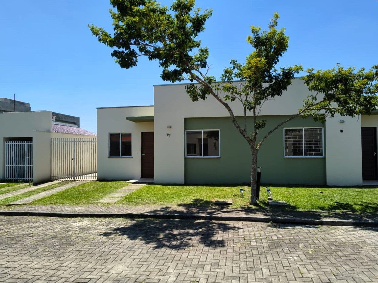 Casa 02 Quartos l Condomínio Fechado | Ipê – São José dos Pinhais
