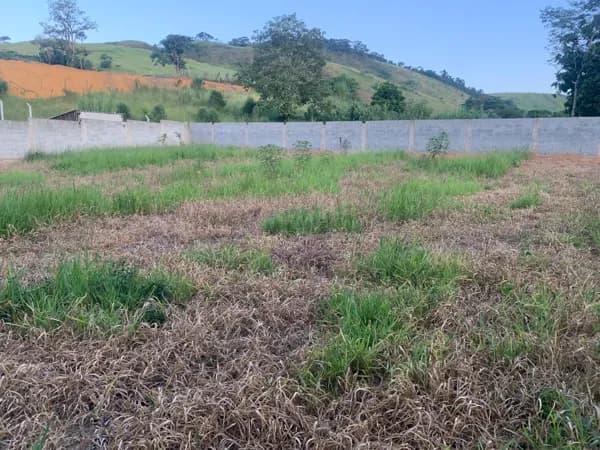 Terreno em área rural