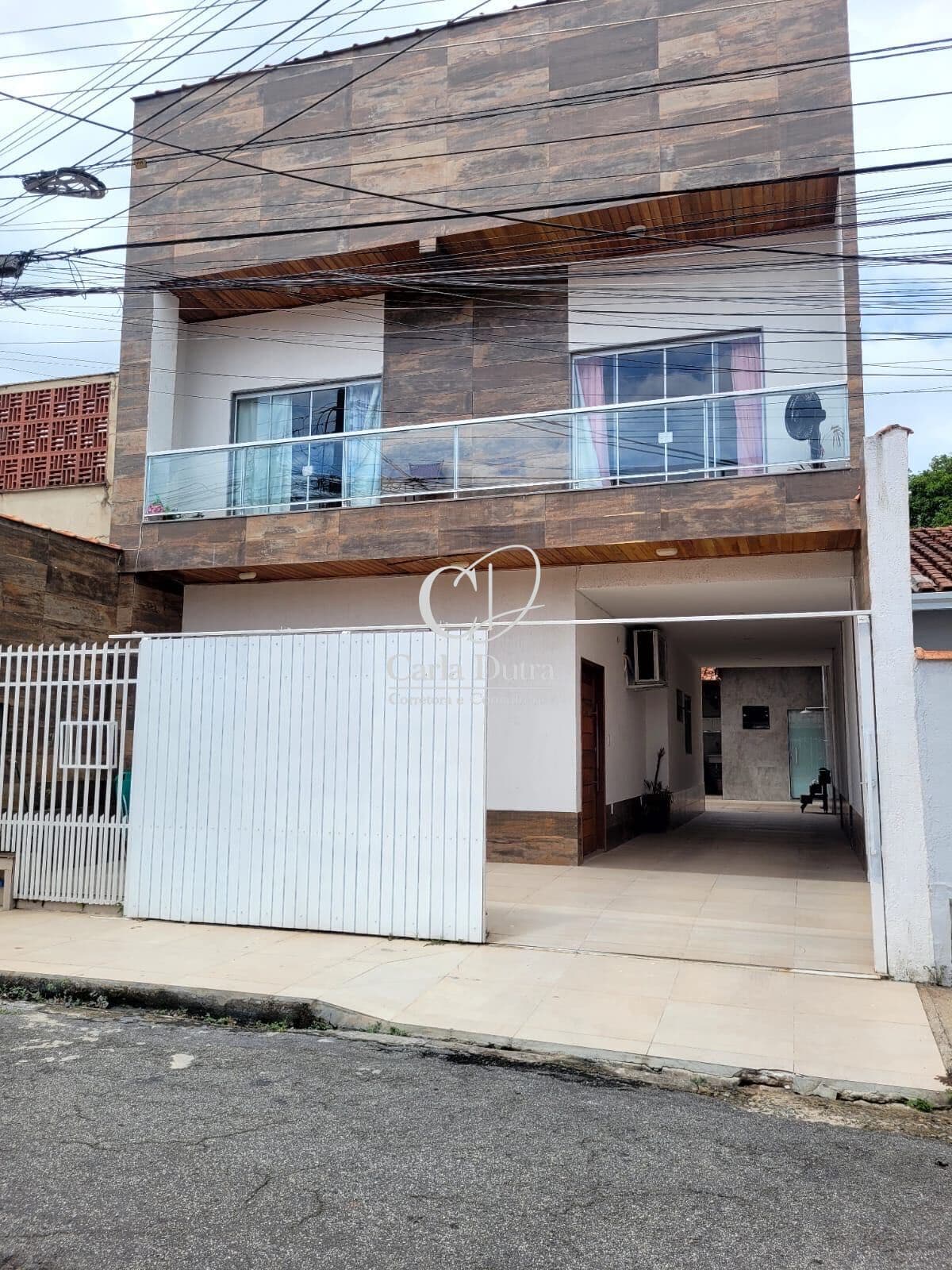 Casa Alto Padrão em Casa de Pedra, Volta Redonda/RJ