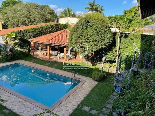 Casa Alto Padrão em bairro Nobre