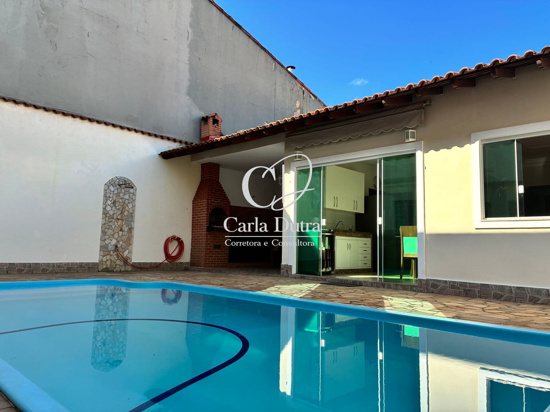 Casa Completa com Piscina + 2 Apartamentos Independentes | Ideal para Morar e Investir! Sessenta/VR