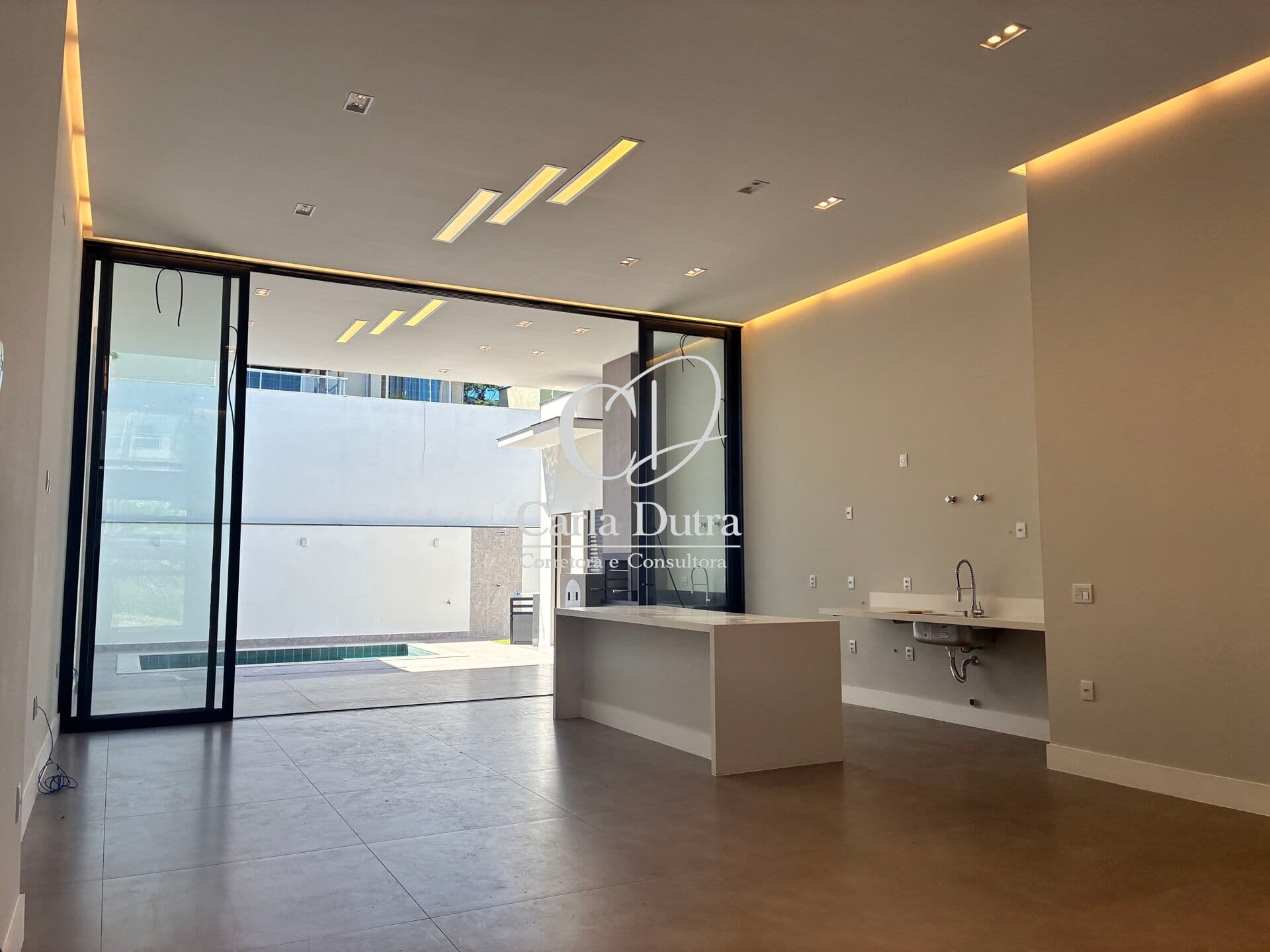 MANSÃO LINEAR NO MORADA DA COLINA/VR 🏡✨ 3 SUÍTES + ÁREA GOURMET INTEGRADA | ALTO PADRÃO NO JARDIM BELVEDERE