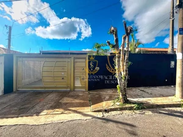 OPORTUNIDADE — CASA COMPLETA COM EDÍCULA NO CAVALLARI
