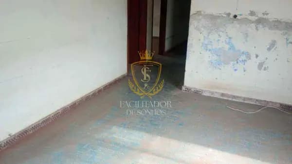 Casa à venda no bairro Centro em Bastos/SP