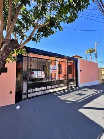 Casa à Venda Próximo à Marilan em Marília – 3 Quartos com Suíte, Área Gourmet e 2 Vagas