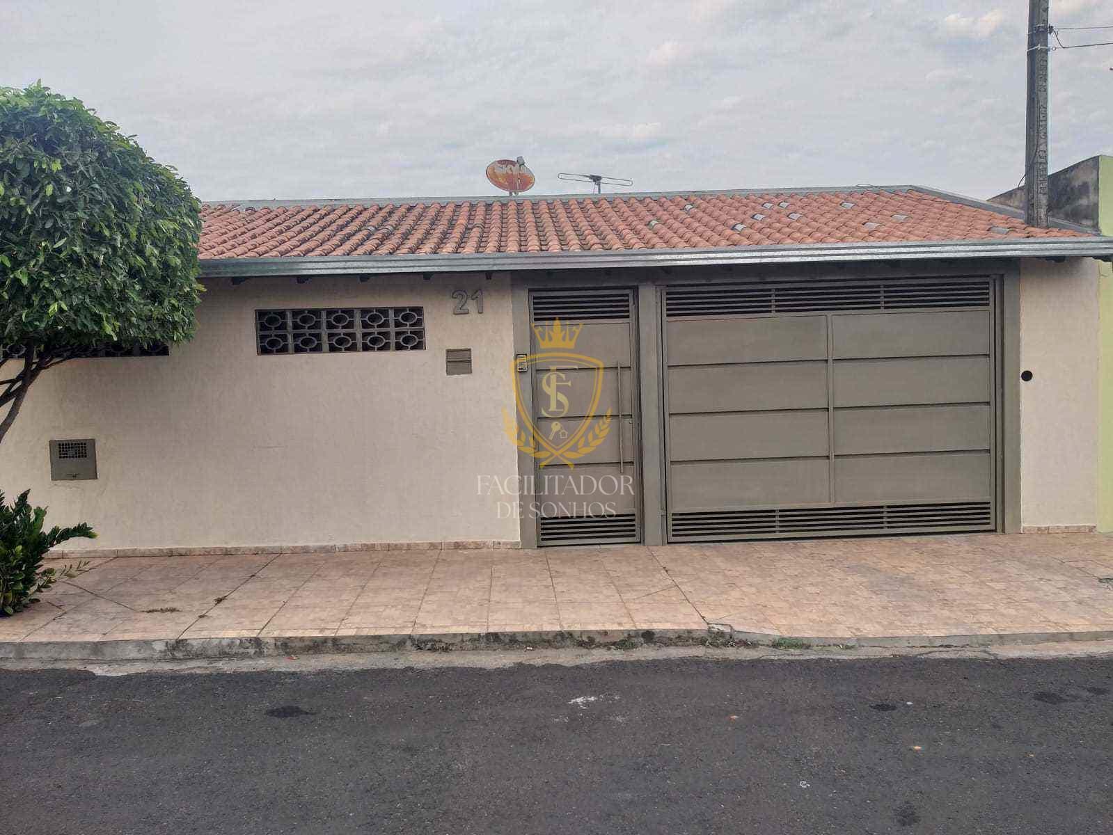 CASA À VENDA - BAIRRO SANTO ANTONIETA / MARÍLIA