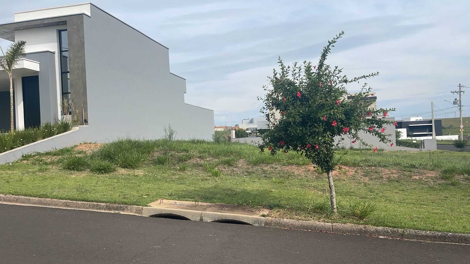 Terreno à venda no bairro Loteamento Residencial E Comercial Fazenda Sao Sebastiao em Marília/SP