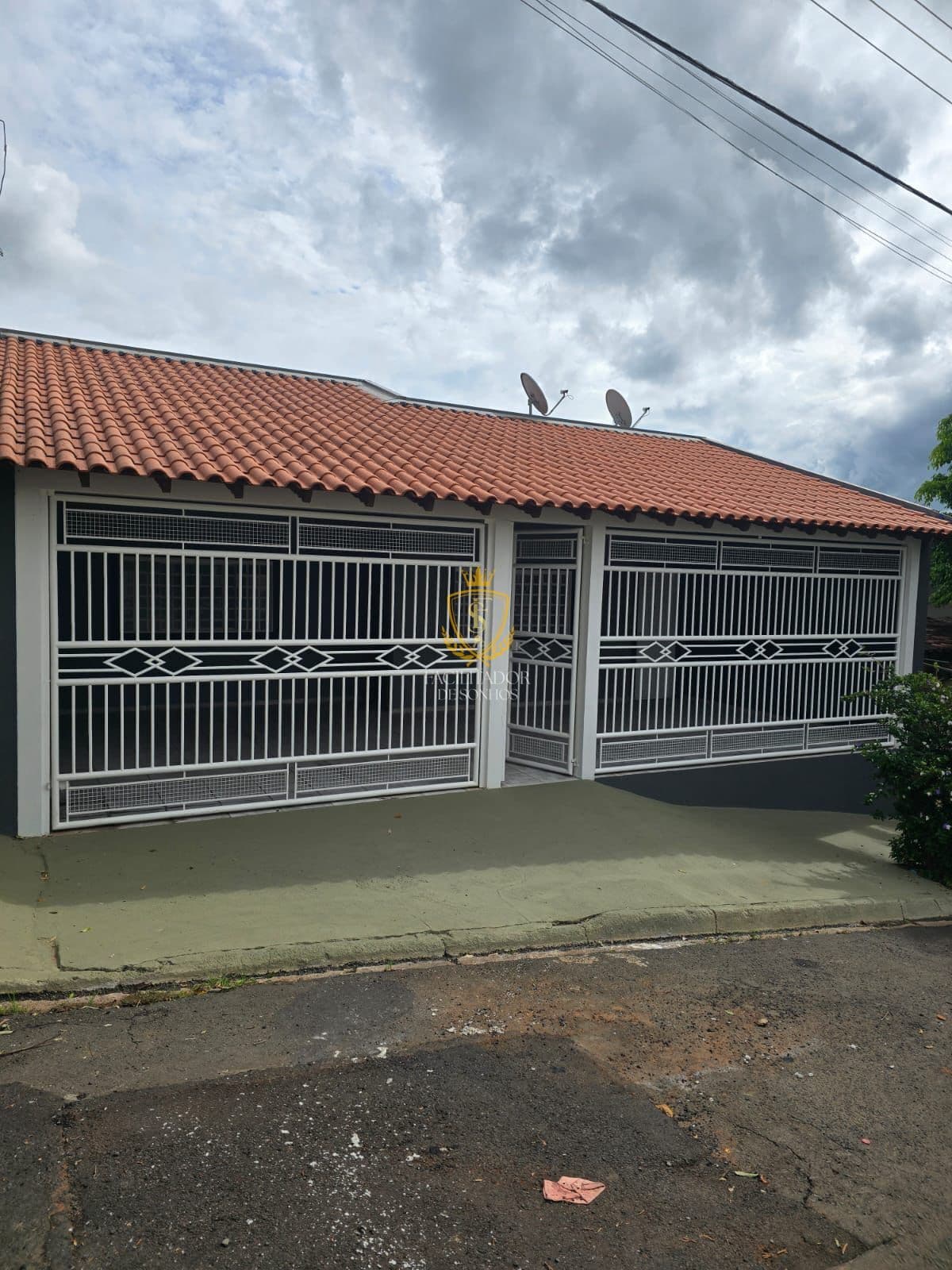 CASA À VENDA NO BAIRRO LAVÍNIA | ESPAÇO, CONFORTO E EXCELENTE CUSTO-BENEFÍCIO