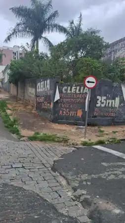 Terreno à venda no bairro Centro em Marília/SP