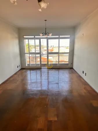 APARTAMENTO AMPLO PARA LOCAÇÃO
