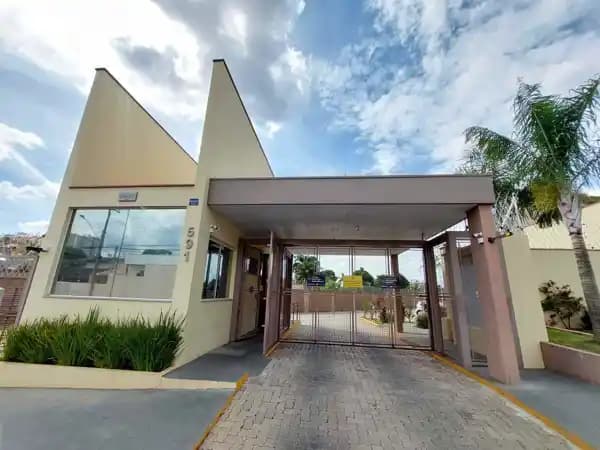 Apartamento para alugar no bairro Banzato em Marília/SP