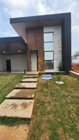 Casa à venda no bairro Loteamento Residencial E Comercial Fazenda Sao Sebastiao em Marília/SP