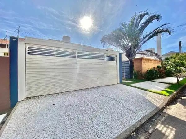 Casa para alugar no bairro Jardim Tropical em Marília/SP