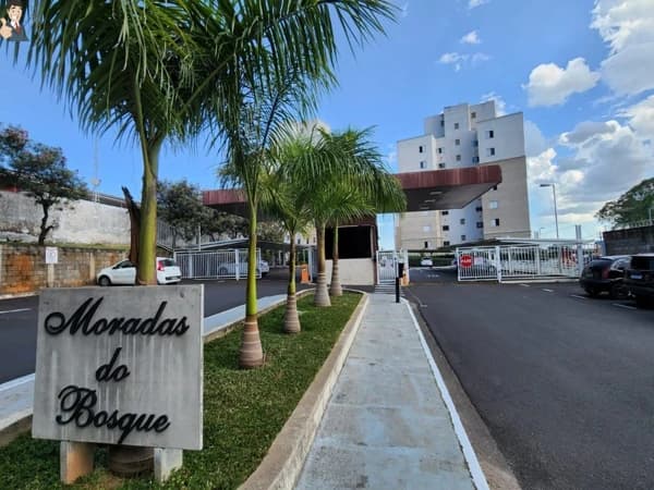 Apartamento à venda no bairro Jardim Alvorada em Marília/SP
