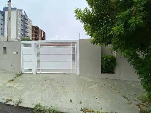 Casa à venda no bairro Jardim Parati em Marília/SP