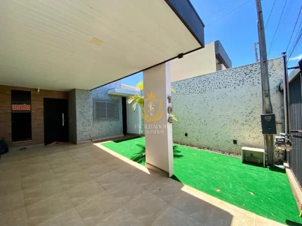 Casa Repaginada à Venda na Região do Cavallari – Marília/SP