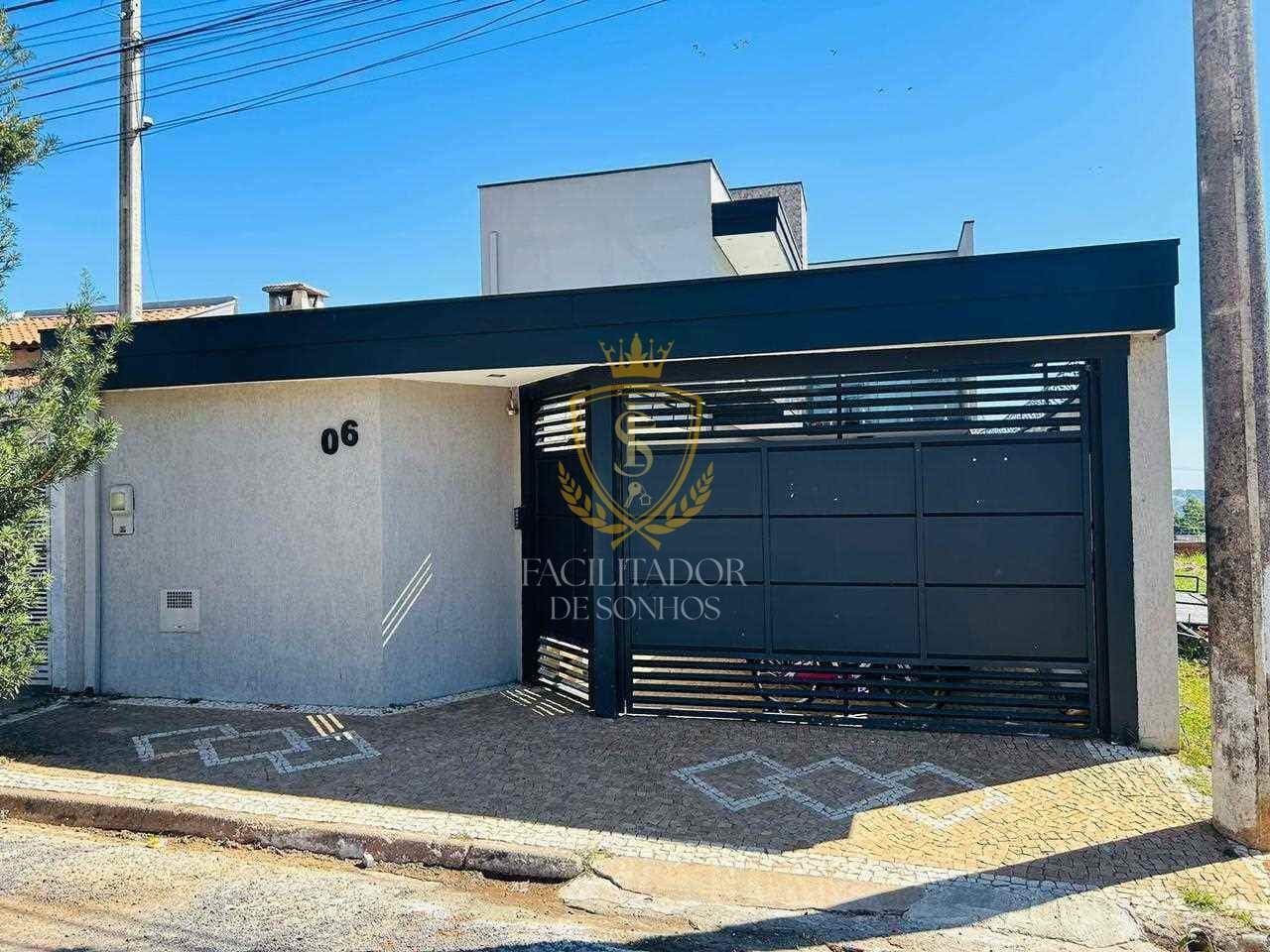 Casa à venda no bairro Paulista em Marília/SP