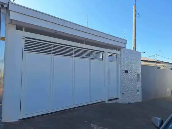 Casa à venda no bairro Cavalieri em Marília/SP