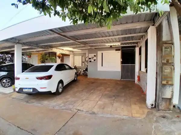 Casa à venda no bairro Jardim Nazareth em Marília/SP