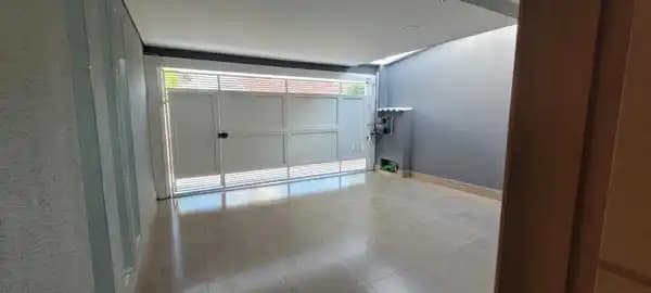 Casa à venda no bairro Jardim América em Marília/SP