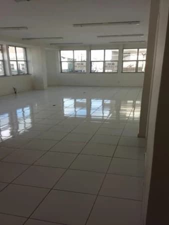 Sala à venda no bairro Centro em Marília/SP