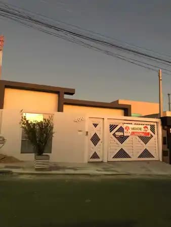 Casa à venda no bairro Jardim Santa Antonieta em Marília/SP