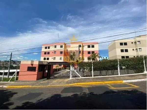 Apartamento à venda no bairro Alto Cafezal em Marília/SP
