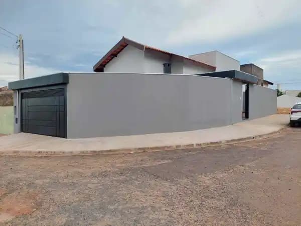 Casa à venda no bairro Núcleo Habitacional Doutor Fernando Mauro Pires Rocha em Marília/SP