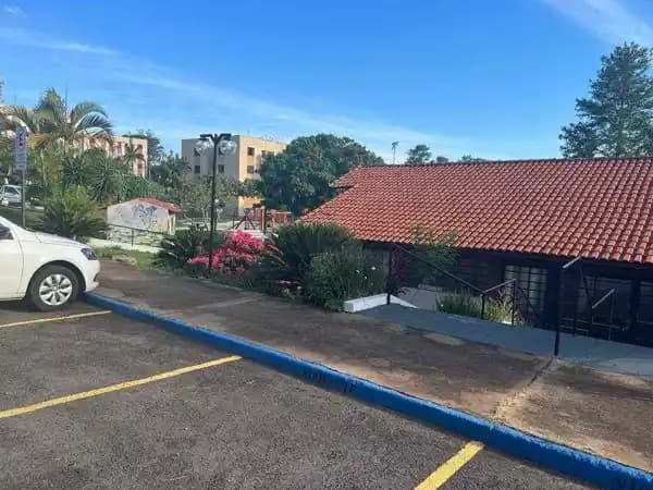 Apartamento para alugar no bairro Jardim Califórnia em Marília/SP