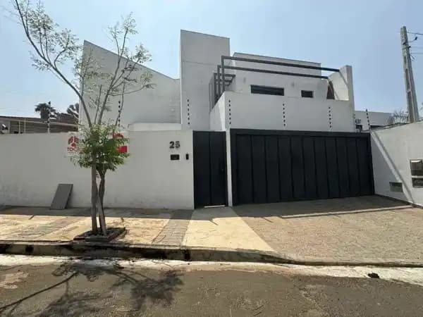 Casa à venda no bairro Senador Salgado Filho em Marília/SP