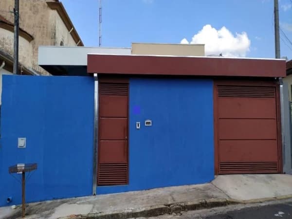 Casa à venda no bairro Maria Paula em Marília/SP
