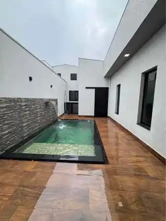 Casa à venda no bairro Hípica Paulista em Marília/SP