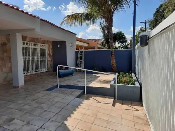 Casa à venda no bairro Jardim Maria Izabel em Marília/SP