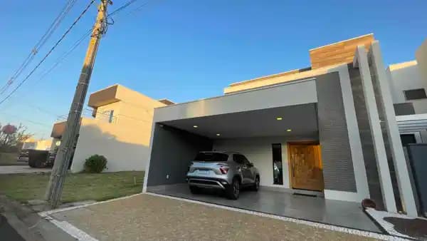 Casa à venda no bairro Villa Flora em Marília/SP