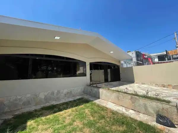 Ponto Comercial à venda no bairro Alto Cafezal em Marília/SP