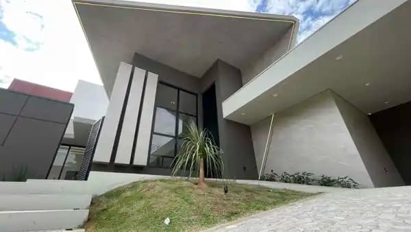 Casa à venda no bairro Villa Flora em Marília/SP