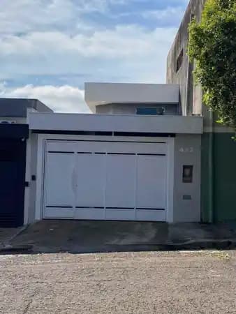 Casa à venda no bairro Palmital em Marília/SP