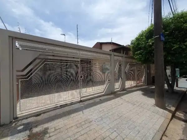 Casa à venda no bairro Núcleo Habitacional Jardim Bela Vista em Marília/SP