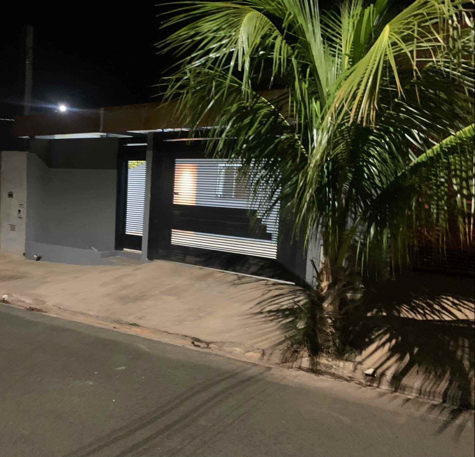 Casa à venda no bairro Residencial Professor Luiz Rossi (Padre Nóbrega) em Marília/SP