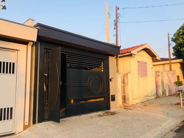 Casa à venda no bairro Mariana em Marília/SP