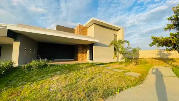 Casa à venda no bairro Loteamento Residencial E Comercial Fazenda Sao Sebastiao em Marília/SP