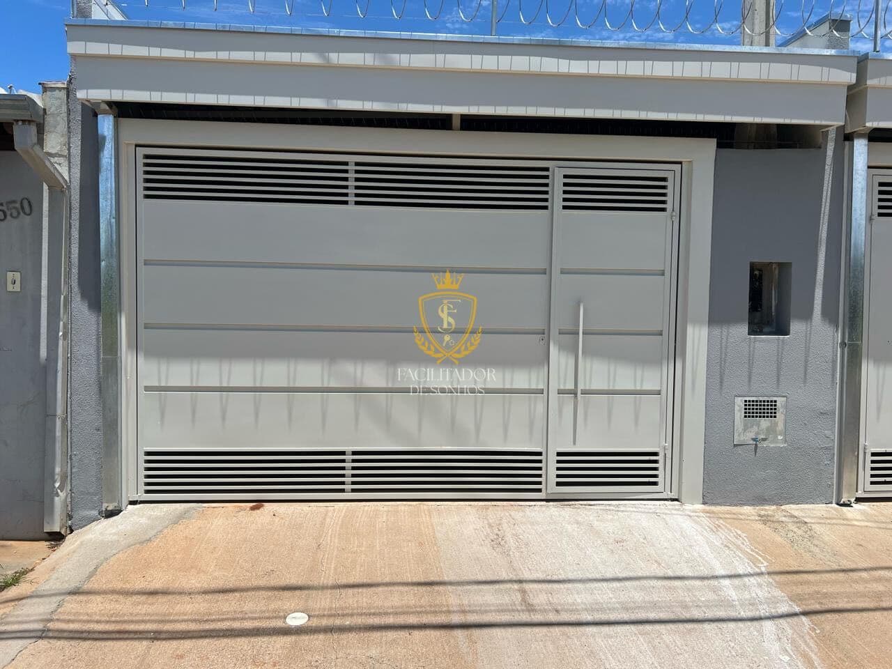 CASA NOVA À VENDA NA ZONA SUL DE MARÍLIA