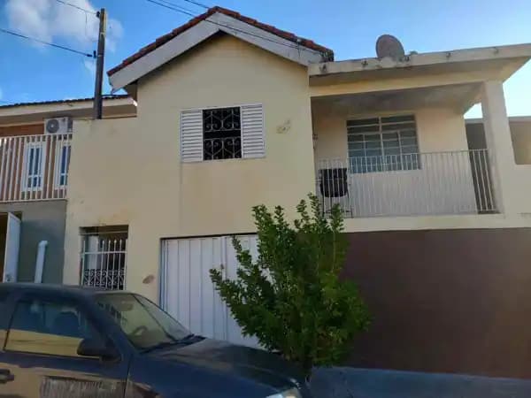Casa à venda no bairro Alto Cafezal em Marília/SP