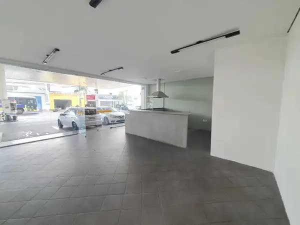 Ponto Comercial para alugar no bairro Palmital em Marília/SP
