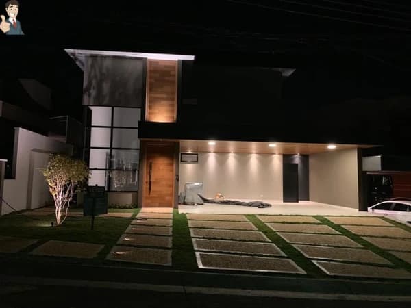 Casa à venda no bairro Jardim Alvorada em Marília/SP