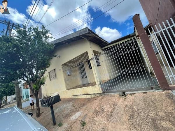 Casa à venda no bairro Palmital em Marília/SP